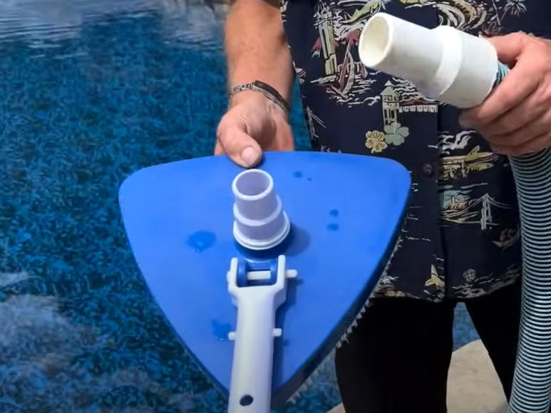 Lee más sobre el artículo Los 5 errores más comunes al aspirar la piscina