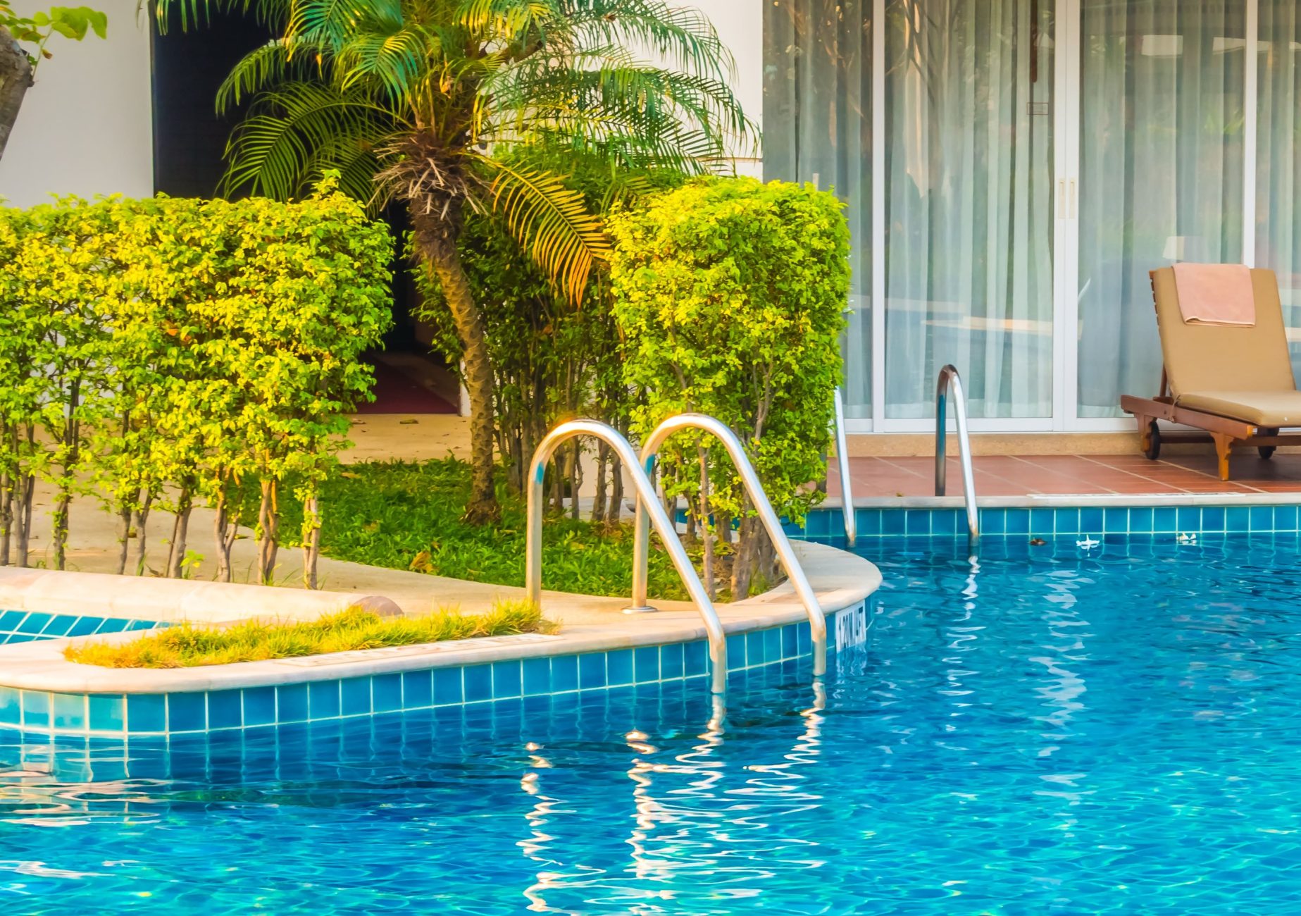 Sistemas de filtración para piscinas: tipos, mantenimiento y consejos clave